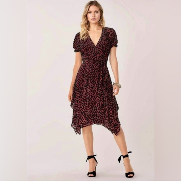 Diane Von Furstenberg Katherine Dress Asymmetric Wrap Burgundy Cheetah Medium - Picture 1 of 13